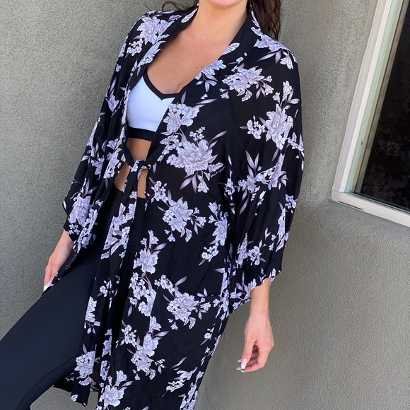 Spiritual Gangster Other - Floral kimono robe